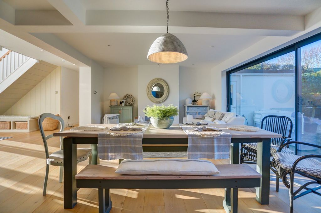 Additional image 8 of 7 bed detached house for saleRoedean Way, Brighton BN2