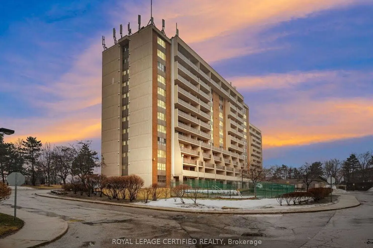 2929 Aquitaine Avenue 1209