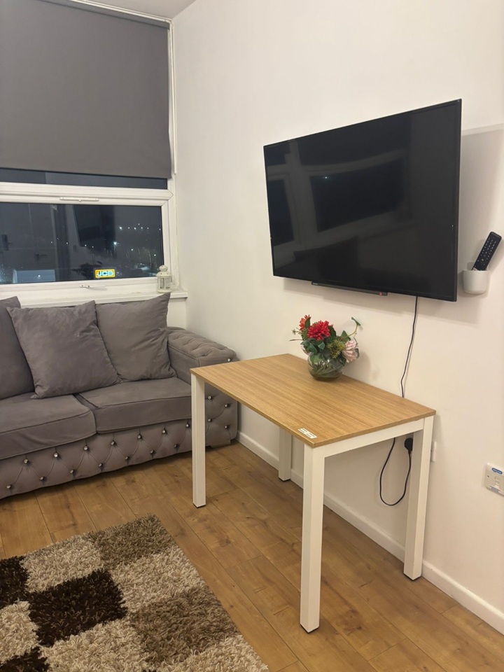 Additional image 3 of 1 Bed Flat, Hawthorns Business Centre, B66, N1 7GU