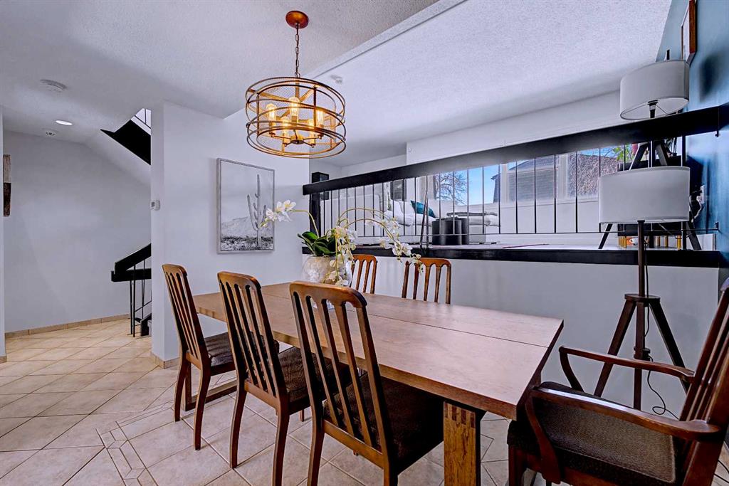 Additional image 6 of 414 Brae Glen Crescent SW, Calgary, AB, T2W 1B6