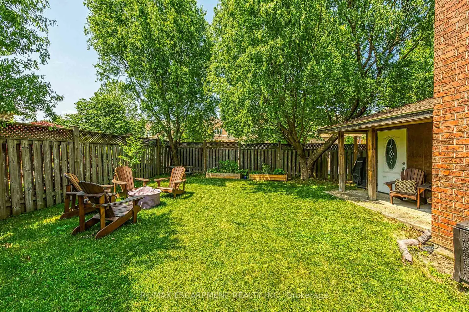 Additional image 20 of 4 Moonstone Court