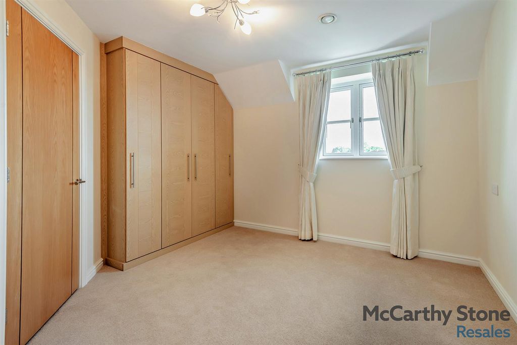 Additional image 4 of 2 bed flat for saleBarnhill Court, Barnhill Road, Chipping Sodbury, Bristol BS37