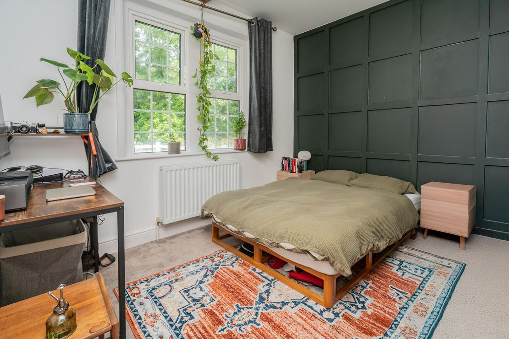 Additional image 8 of 9 bed detached house for saleWood End Road, Cranfield, Bedfordshire MK43