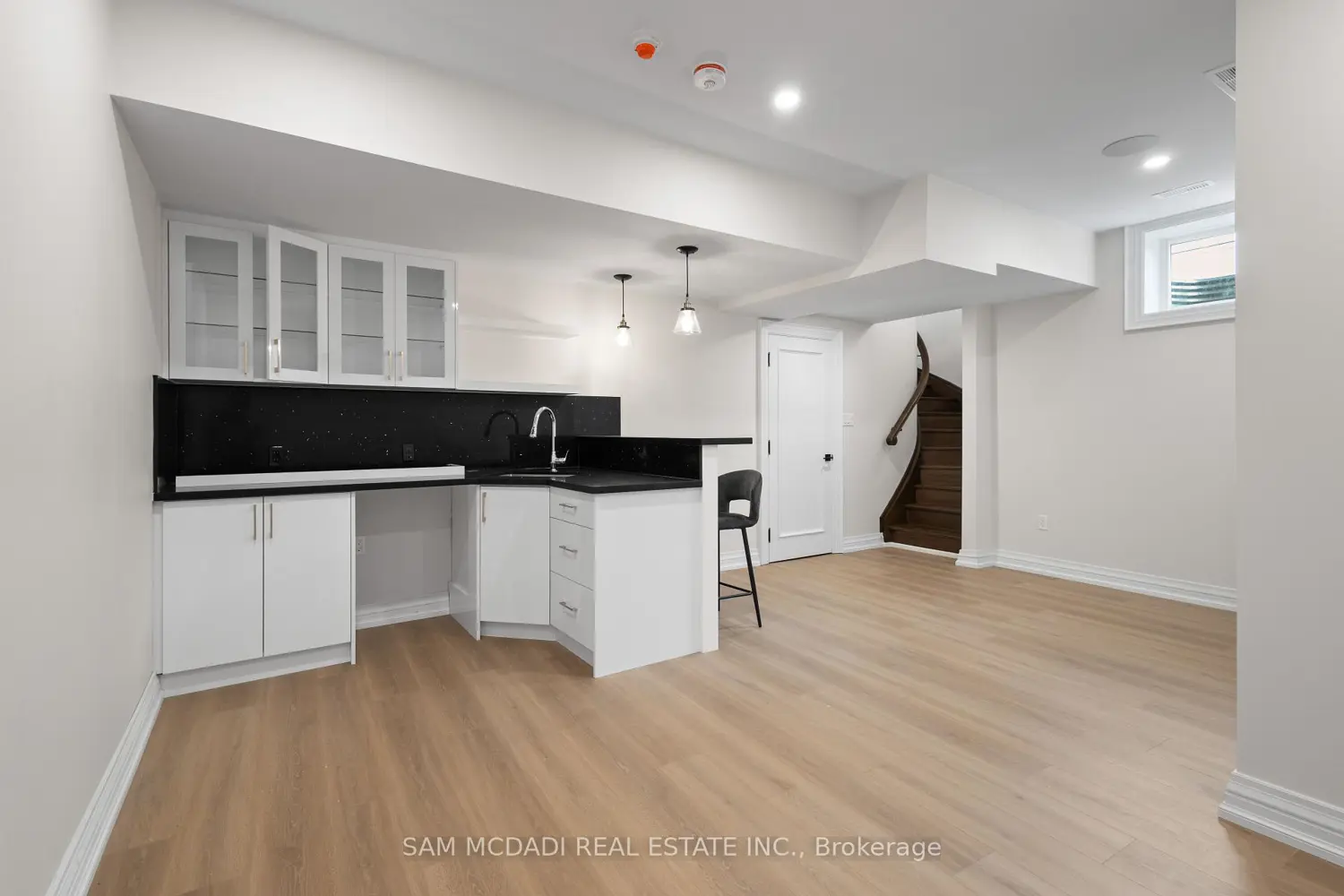 Additional image 13 of 72 Oakes Drive