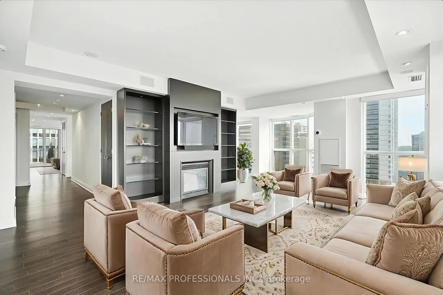 Additional image 2 of 1430 Yonge Street 1401