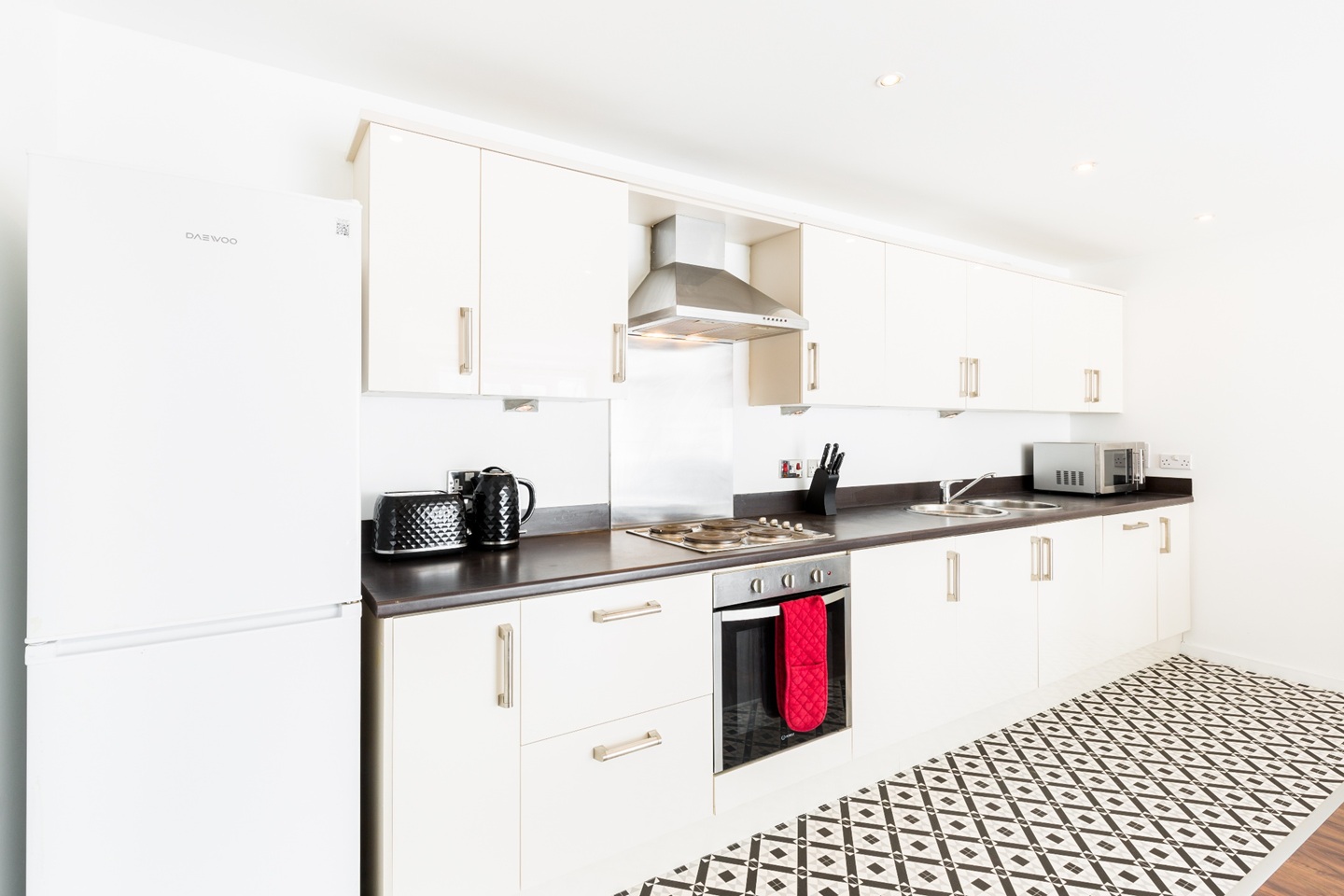 Additional image 5 of 2 Bed Flat, Masshouse Plaza, B5, N1 7GU