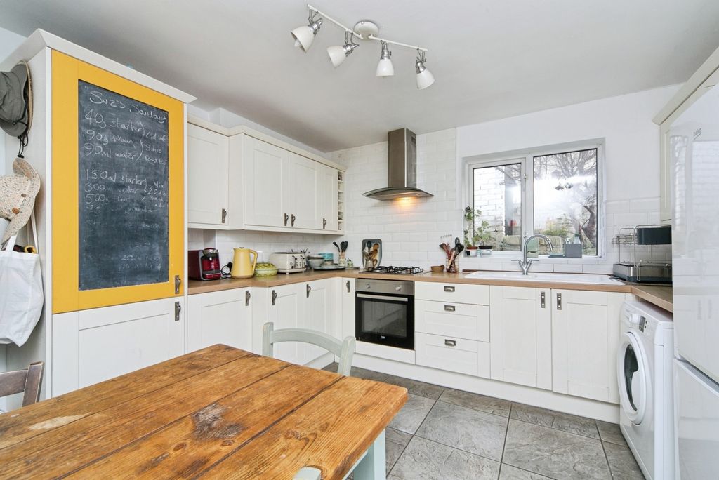 Additional image 6 of 2 bed flat for saleSefton Road, Old Colwyn, Colwyn Bay LL29