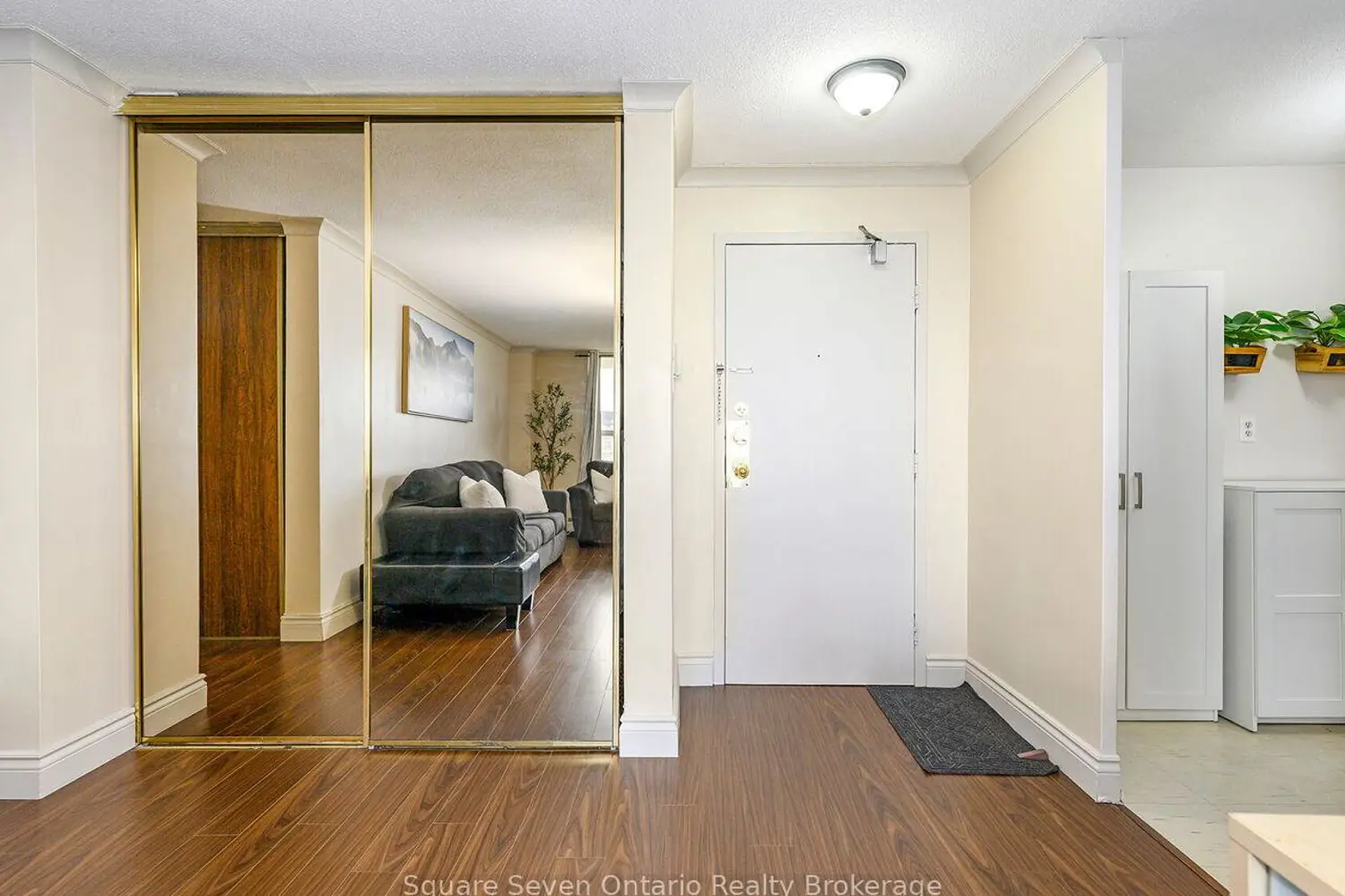 Additional image 3 of 3120 Kirwin Avenue 1109