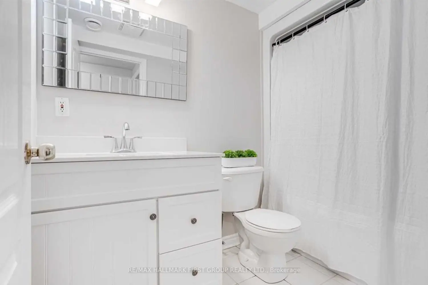 Additional image 13 of 231 Ruttan Terrace 205