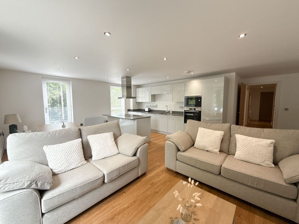 Additional image 5 of 2 bed flat for saleTowers Avenue, Newcastle Upon Tyne NE2