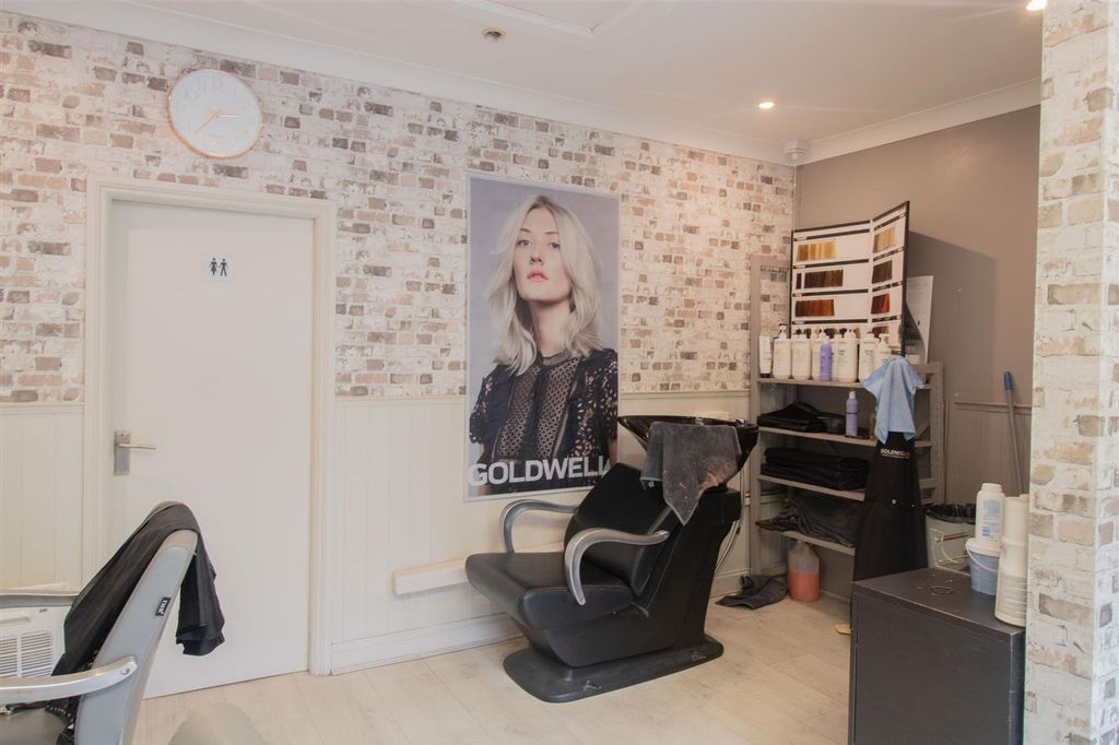 Additional image 3 of 1 bed property for saleRisca Road, Cross Keys NP11