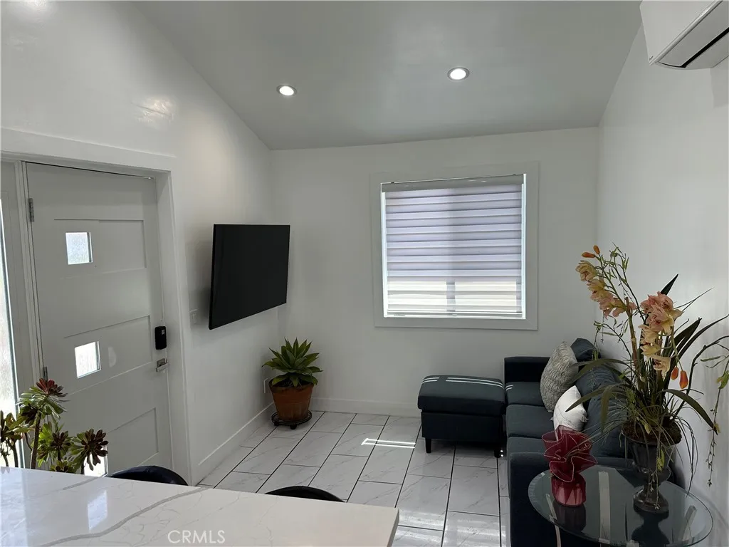 Additional image 51 of 7013 Bellaire Ave, North Hollywood, CA 91605
