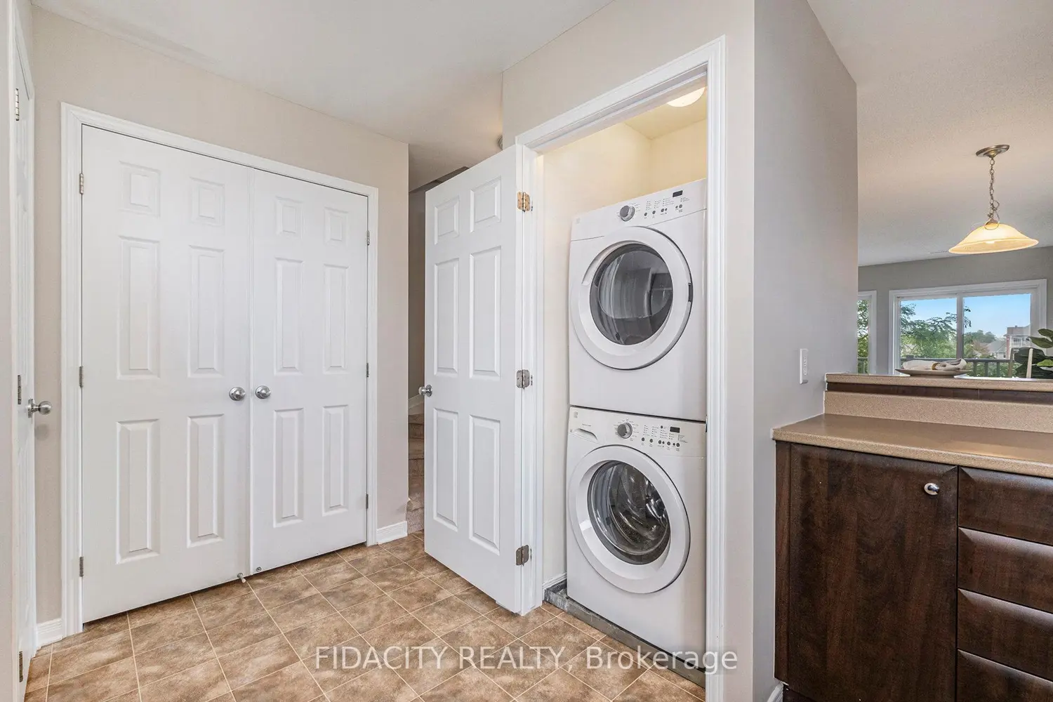 Additional image 12 of 3391 Cambrian Road