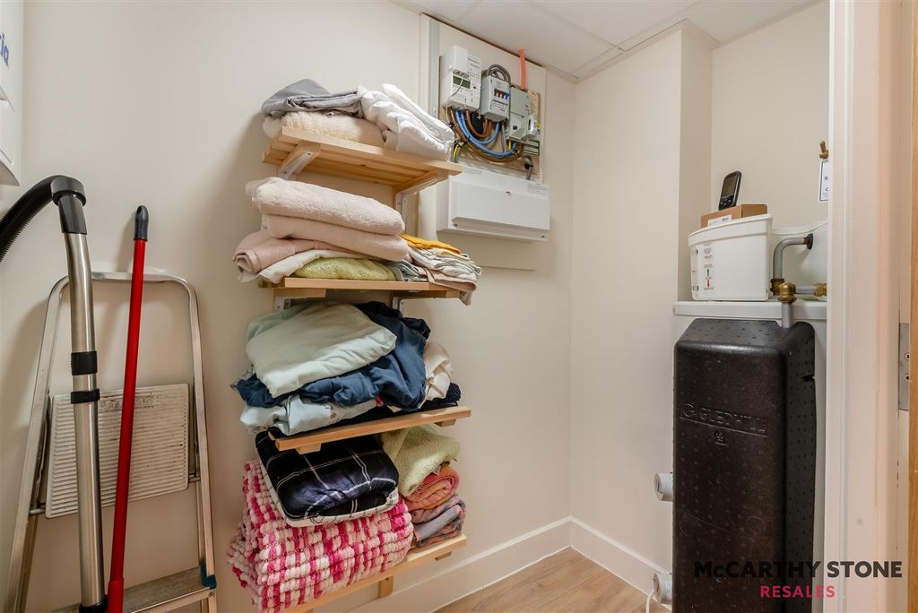 Additional image 13 of 1 bed flat for saleThe Moors, Thatcham RG19