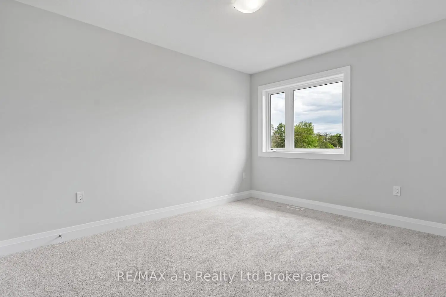 Additional image 8 of 82 Cayley Street