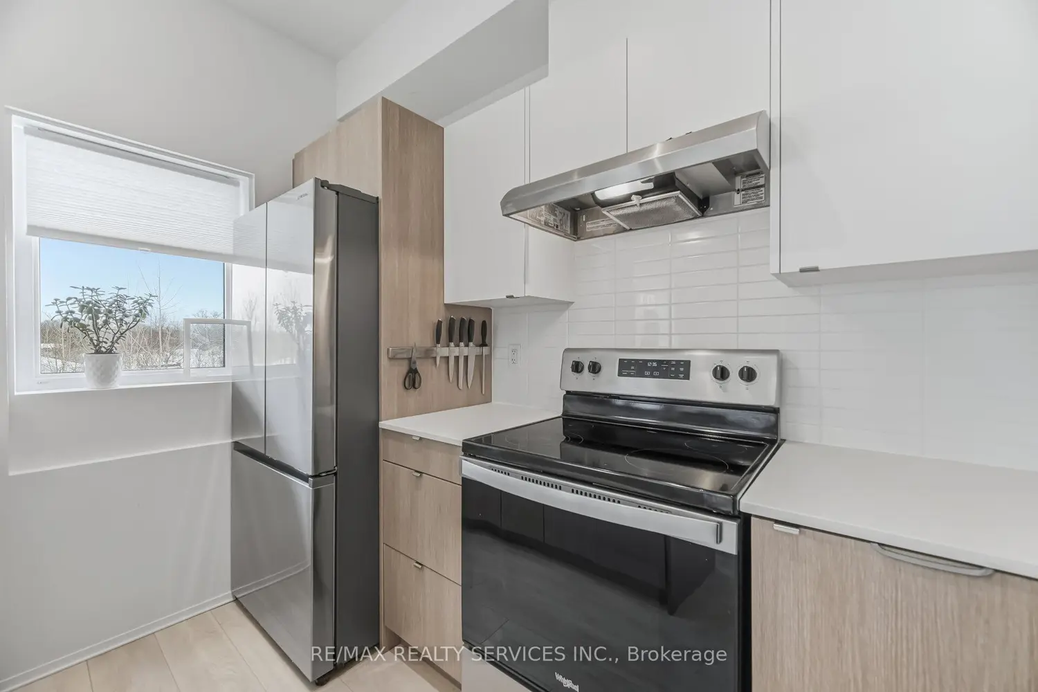 Additional image 10 of 1121 Cooke Boulevard 80