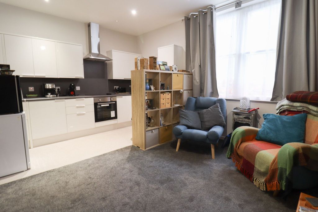 Additional image 5 of 2 bed flat for saleFlat A, 133 King Street, Castle Douglas DG7