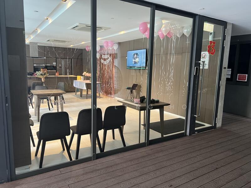 Additional image 15 of 100 Woodlands Avenue 5