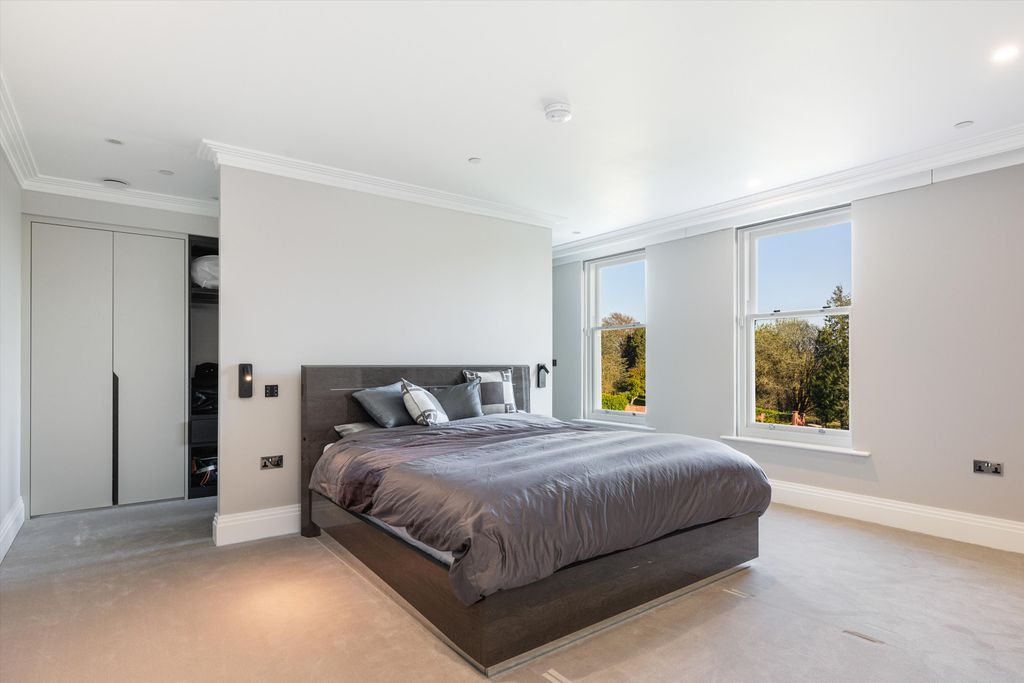 Additional image 12 of 6 bed detached house for saleCharters Gate, Hancocks Mount, Ascot, Berkshire SL5