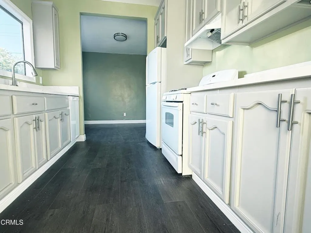 Additional image 28 of 18540 Arminta Street, Reseda, CA 91335