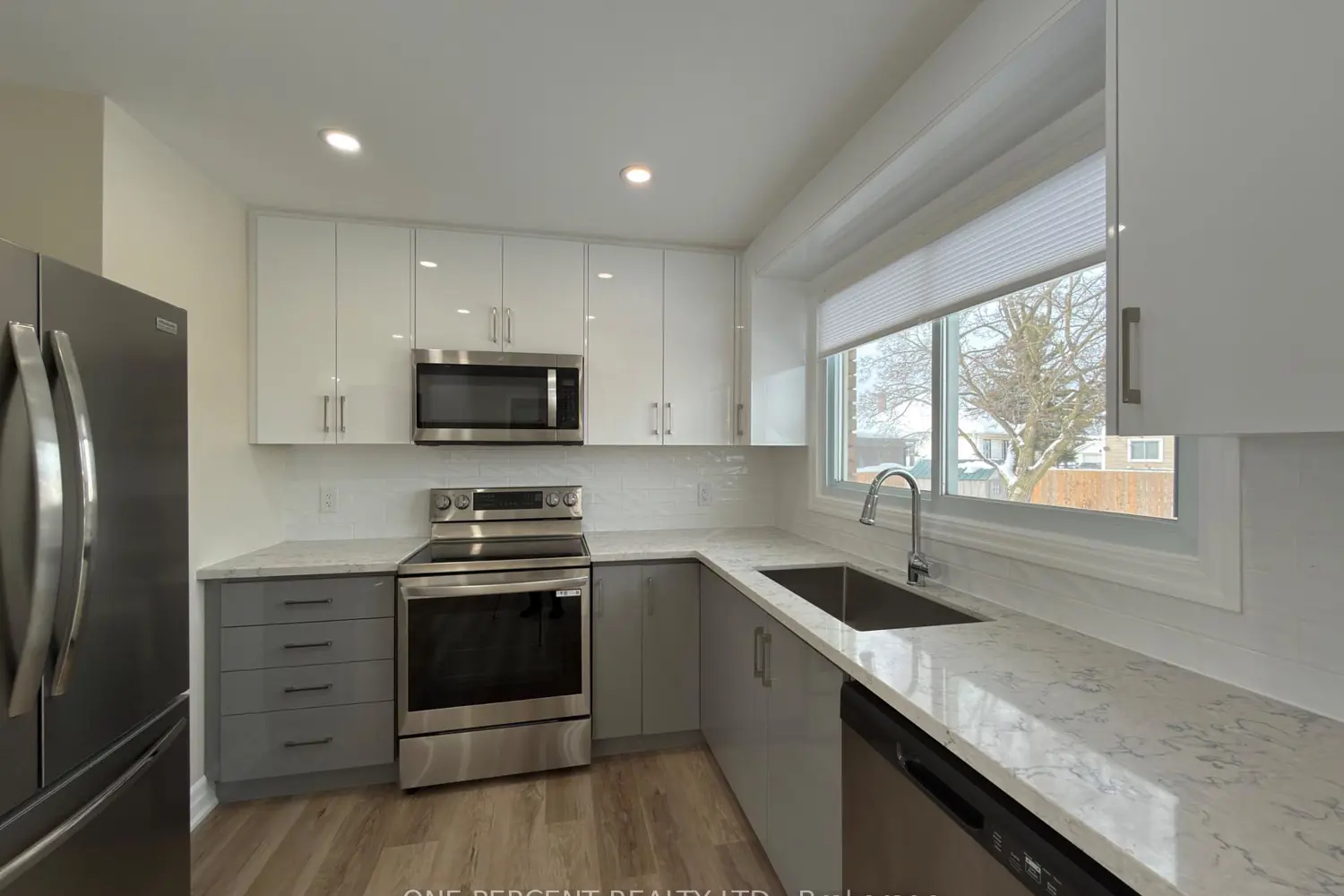 Additional image 4 of 37 Coronation Boulevard