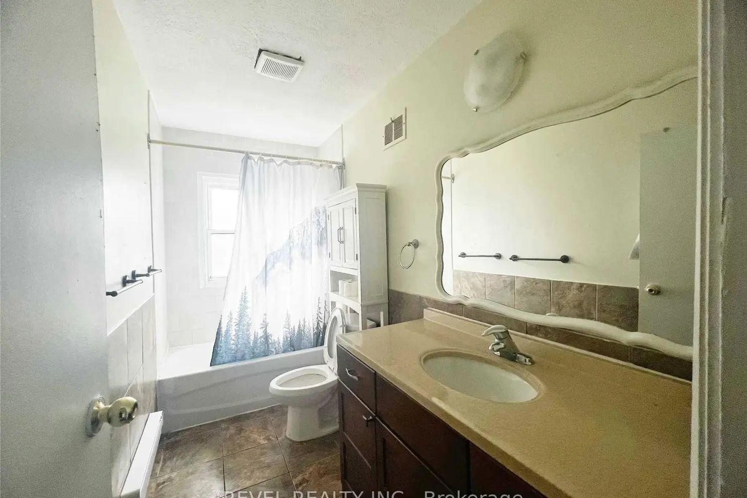 Additional image 5 of 45 Fairbanks Street