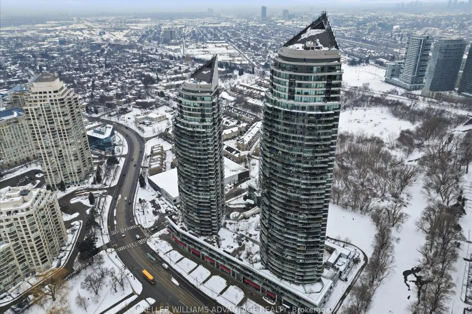 Additional image 20 of 2230 Lake Shore Boulevard 4305