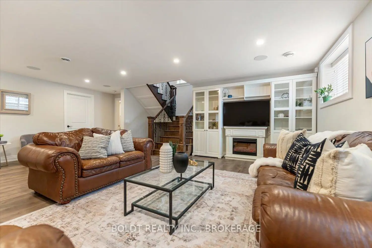 Additional image 15 of 1107 Balfour Street