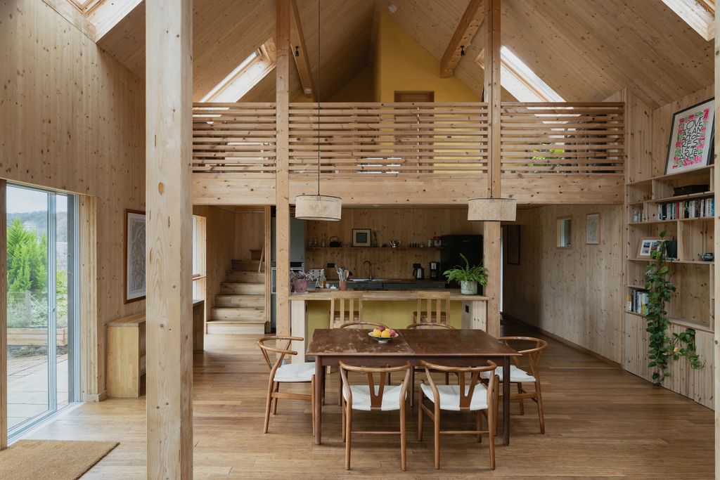 Additional image 3 of 3 bed detached house for saleDoune Cottage, Garelochhead, Argyll And Bute G84