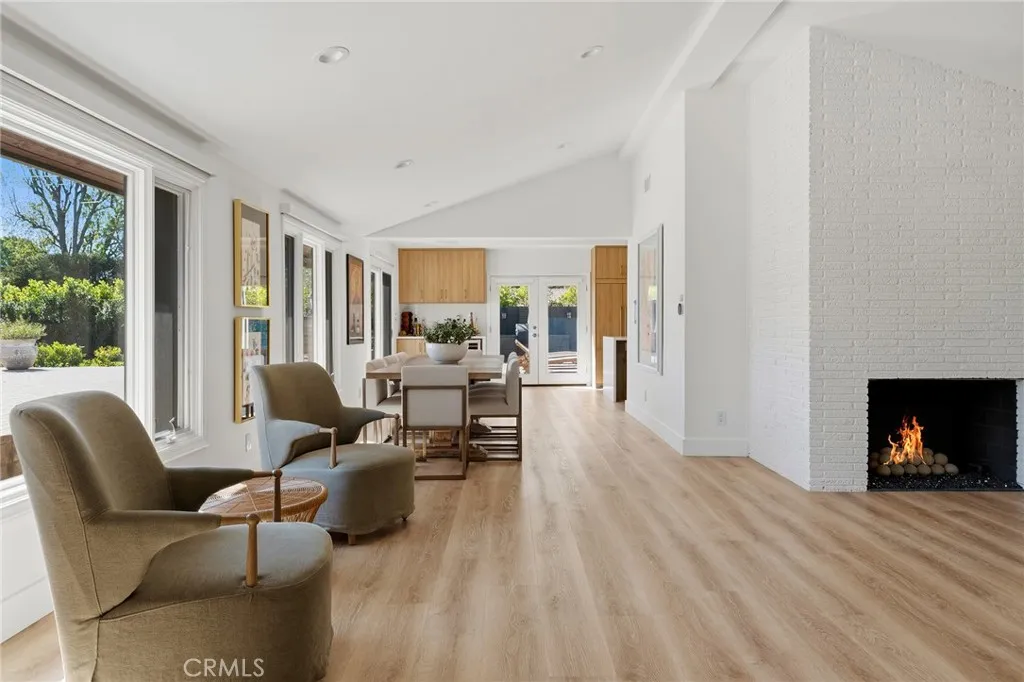 Additional image 11 of 23139 Erwin Street, Woodland Hills, CA 91367