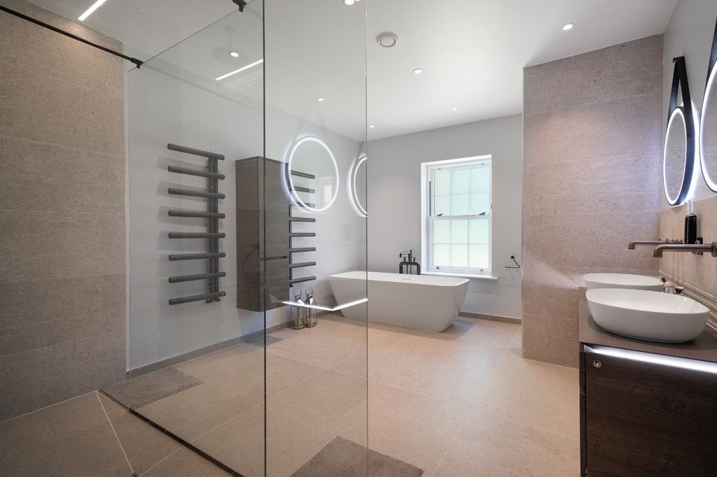 Additional image 14 of 6 bed detached house for saleHorsegate Ride, Ascot, Berkshire SL5