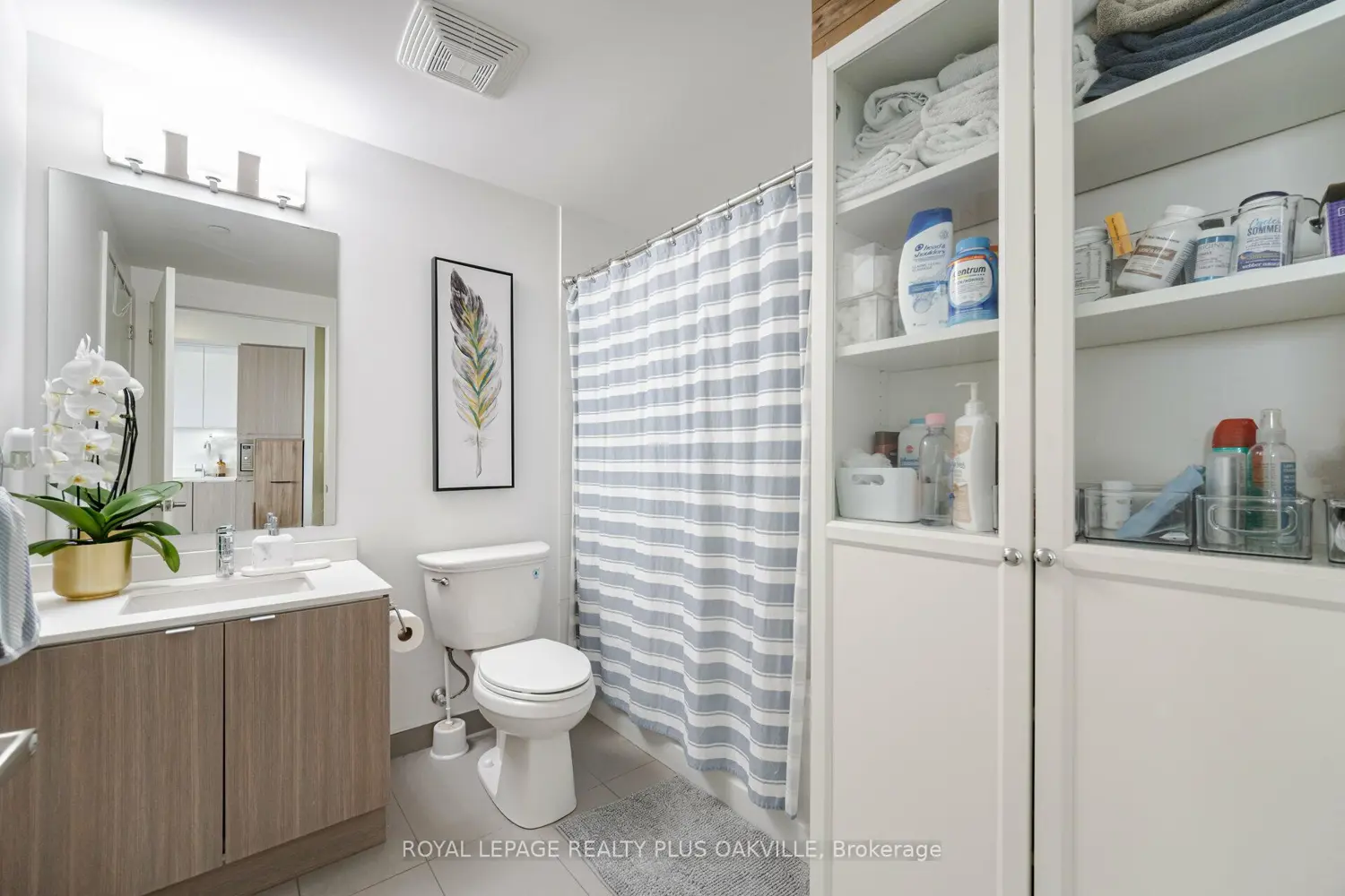 Additional image 16 of 5230 Dundas Street A629