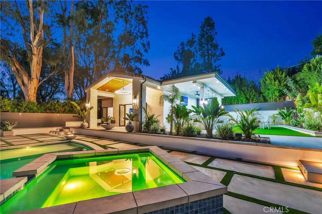 Additional image 12 of 19225 Rosita St, Tarzana, CA 91356