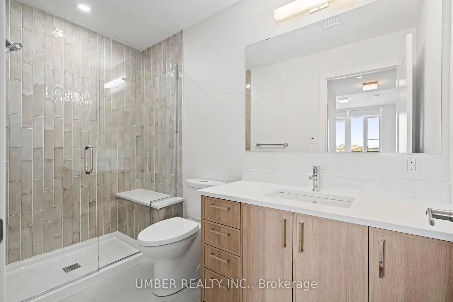 Additional image 16 of 360 Deschâtelets Avenue 706