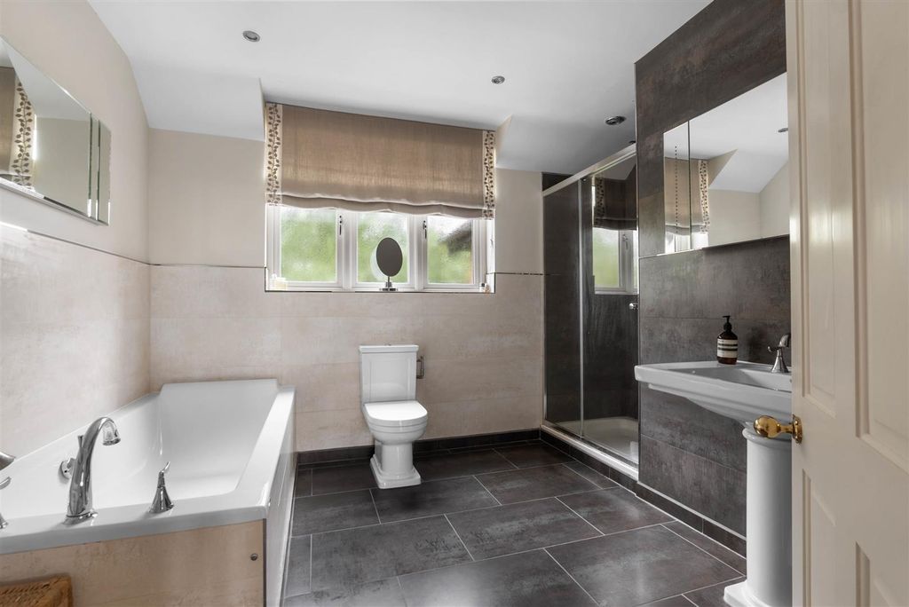 Additional image 14 of 5 bed detached house for saleManor Lane, Claverdon, Warwick CV35