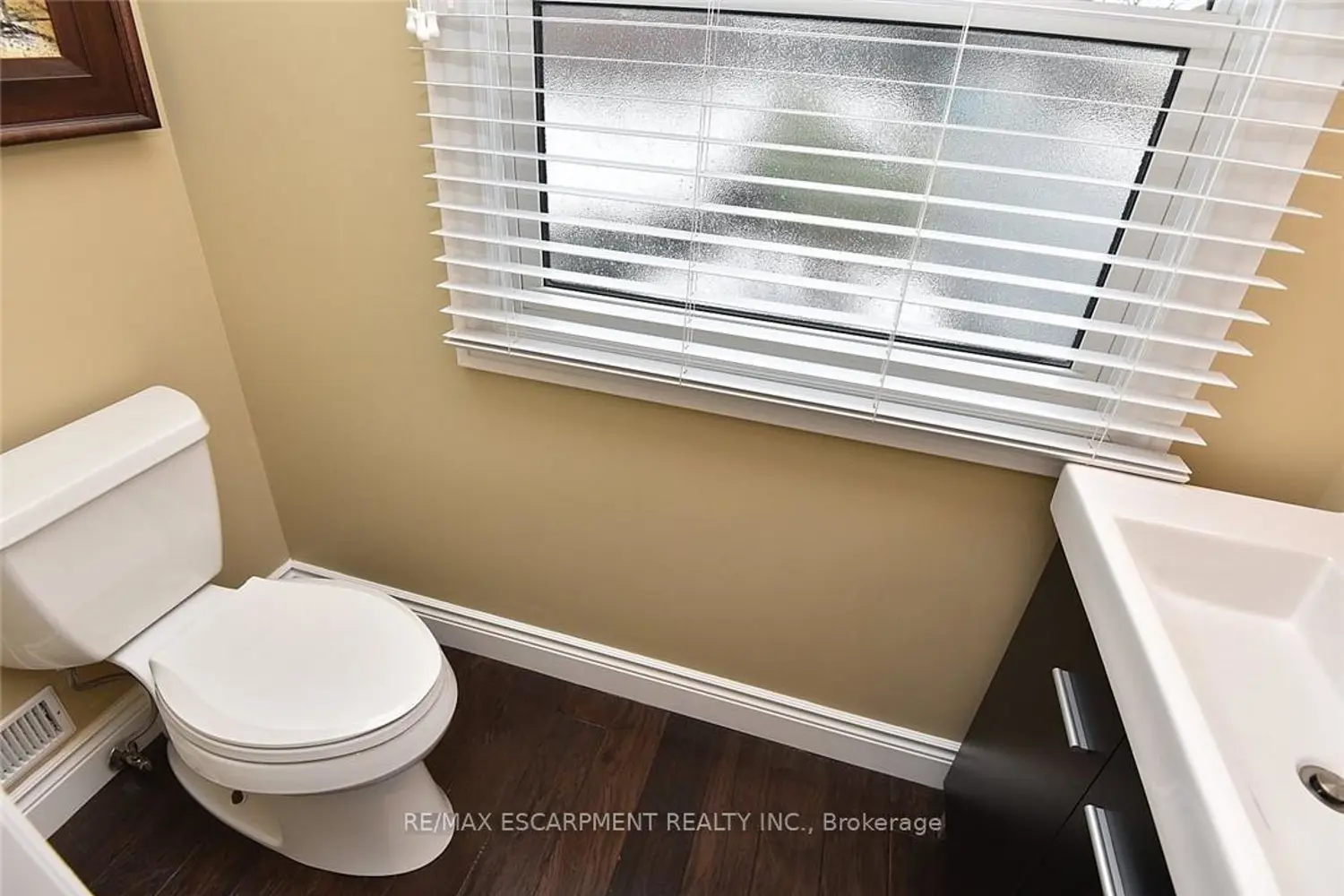 Additional image 15 of 626 Vanderburgh Drive