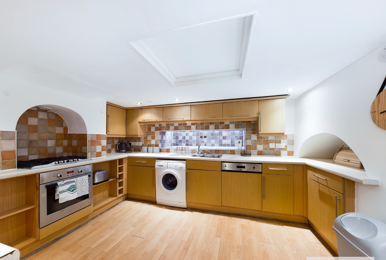 Additional image 3 of 2 Bed Terraced House, Albion Street, B1, N1 7GU