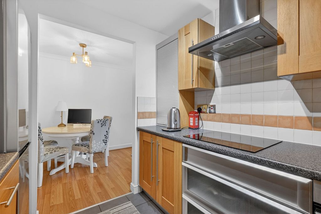 Additional image 11 of 2 bed flat for sale5 Townhead Gardens, Kilmarnock KA3