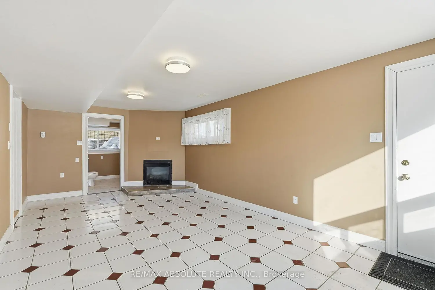 408-410 Allen Boulevard photo 4