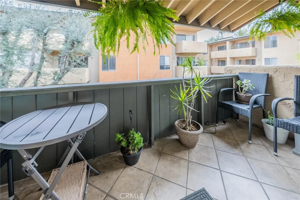 Additional image 6 of 15425 Sherman Way Unit 241, Van Nuys, CA 91406