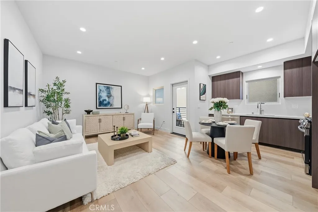 Additional image 3 of 150 Oak Knoll Ave Unit 103, Pasadena, CA 91101