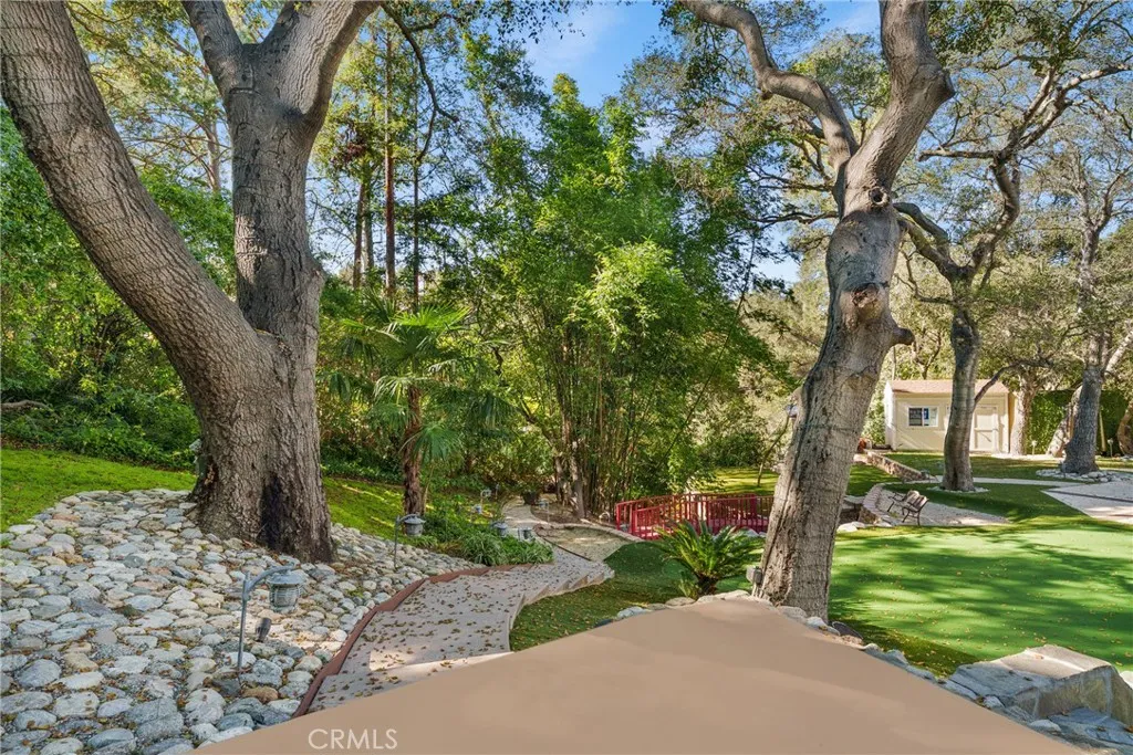 Additional image 47 of 809 Highland Drive, La Canada Flintridge, CA 91011