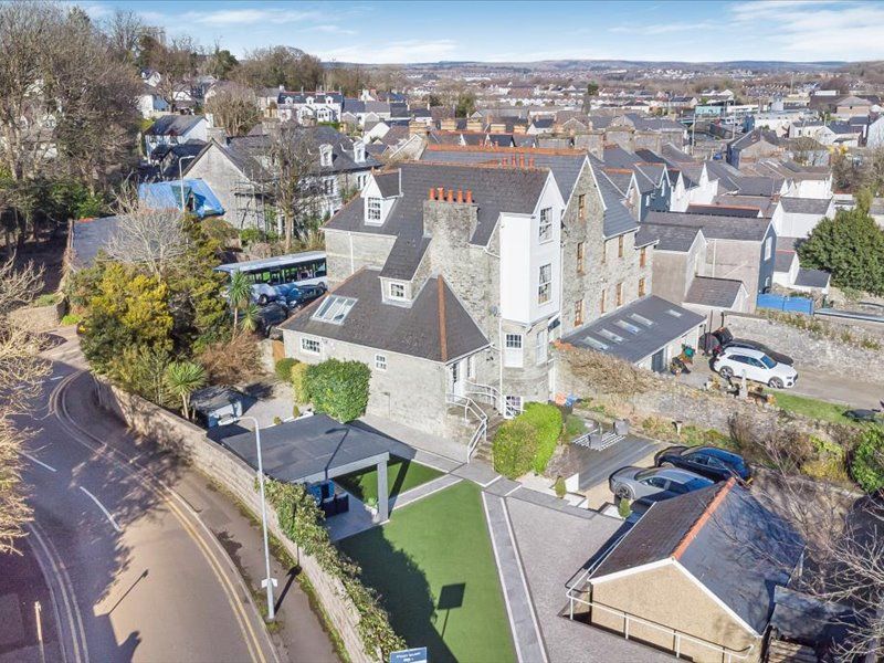 Additional image 2 of 6 bed semi-detached house for salePark Street, Bridgend CF31