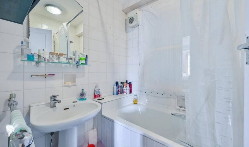 Additional image 6 of 1 Bed Flat, Neville Court, NW8, N1 7GU