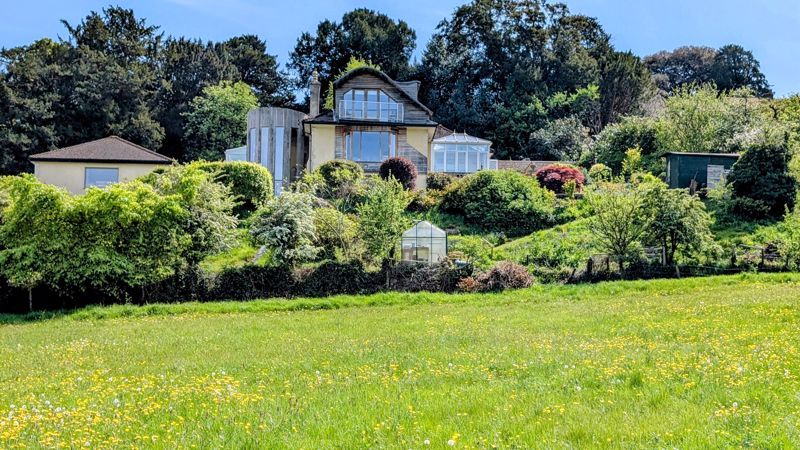 5 bed detached house for saleLower Almondsbury, Nr Bristol BS32