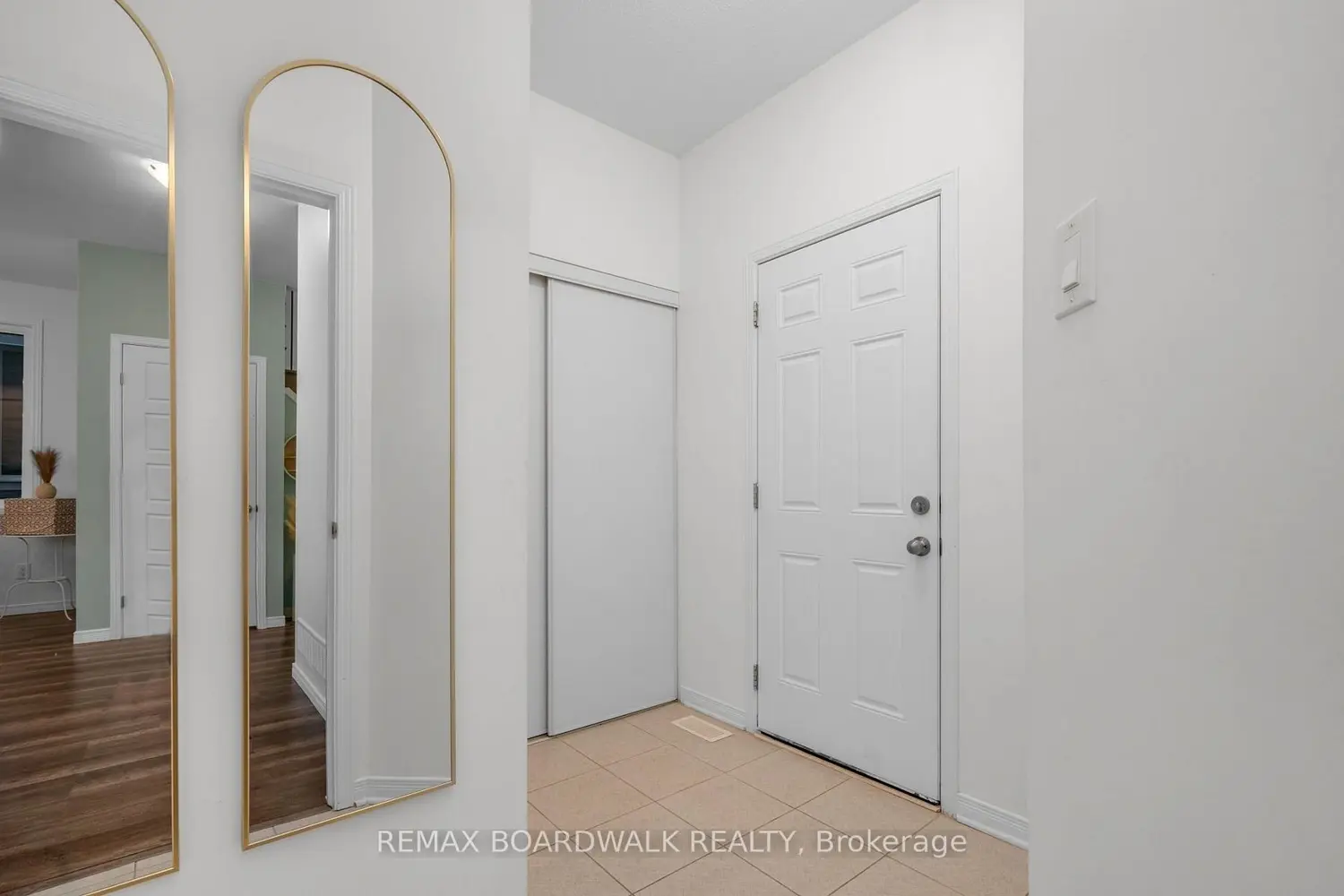 Additional image 10 of 302 Haliburton Heights