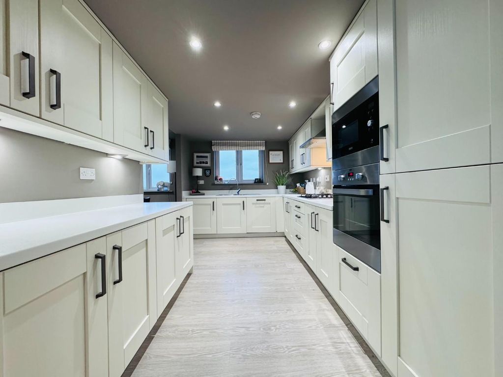 Additional image 7 of 3 bed flat for saleMansion House, Fleet Avenue, Hartlepool TS24