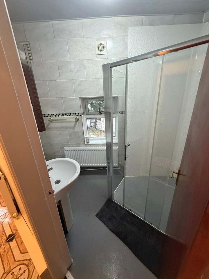 Additional image 4 of 3 Bed Flat, Bristol Road, B29, N1 7GU