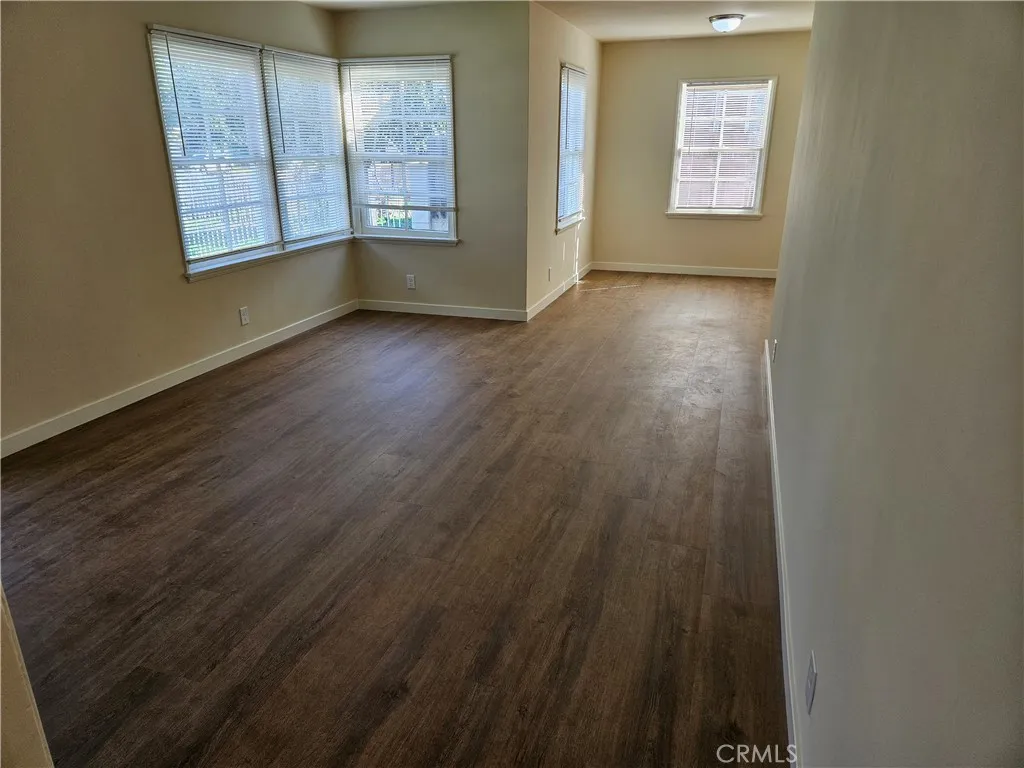 Additional image 56 of 6907 White Oak Ave, Reseda, CA 91335