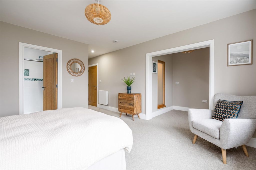 Additional image 14 of 7 bed detached house for saleWhitefields Road, Solihull B91